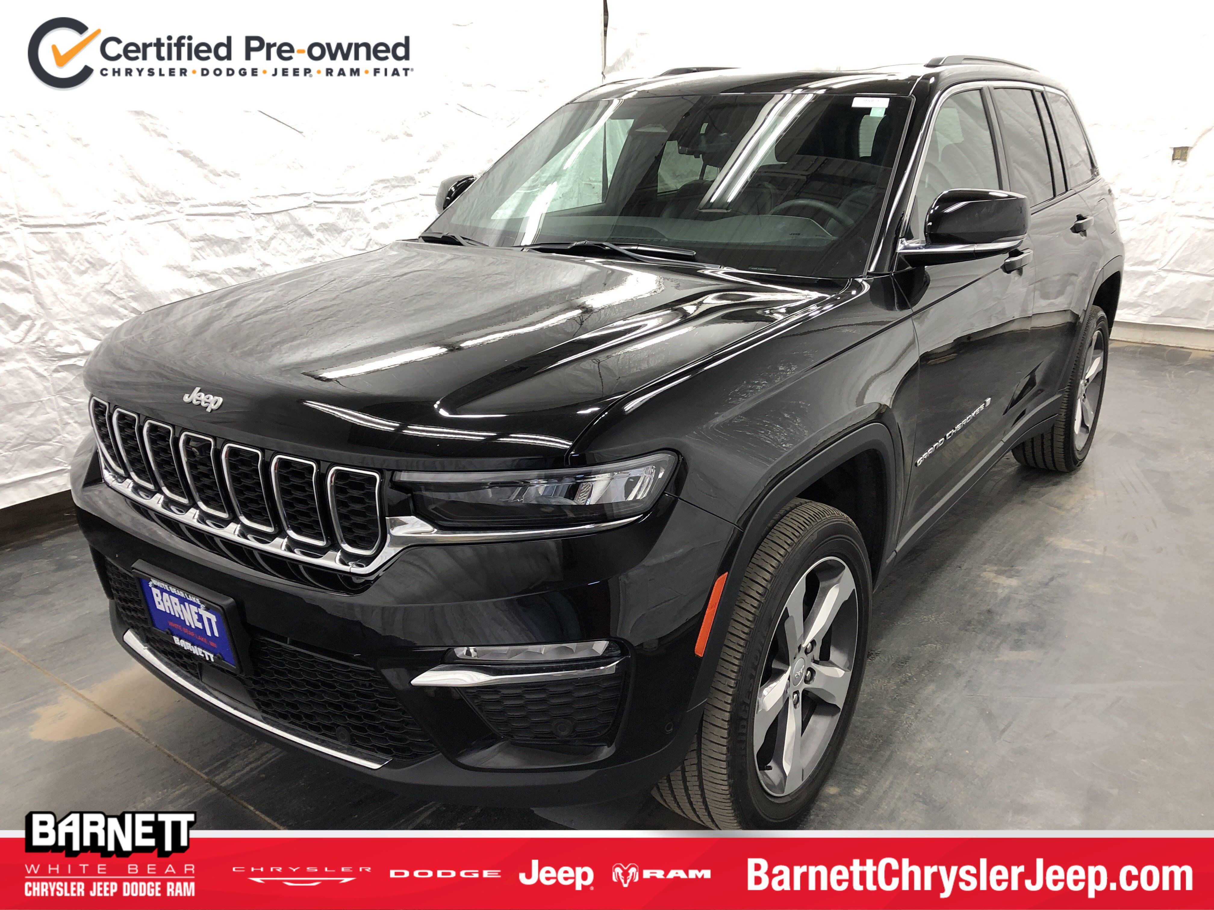 Certified 2025 Jeep Grand Cherokee Limited w/ Luxury Tech Group II AWD/4WD image 1
