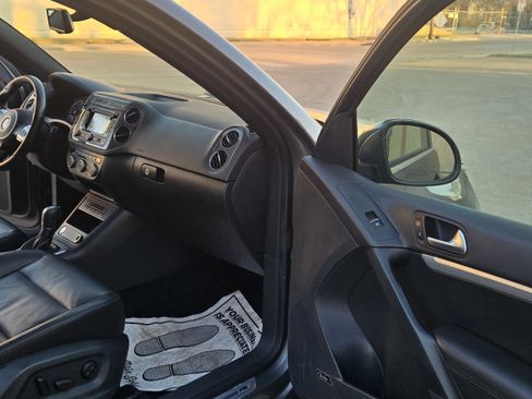 Used 2014 Volkswagen Tiguan R-Line image 28
