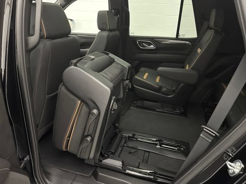 Used 2024 GMC Yukon AT4 w/ Technology Package AWD/4WD image 58