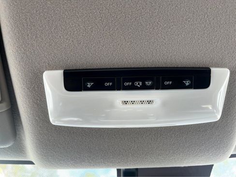 New 2025 Nissan Versa S w/ Trunk Package image 28