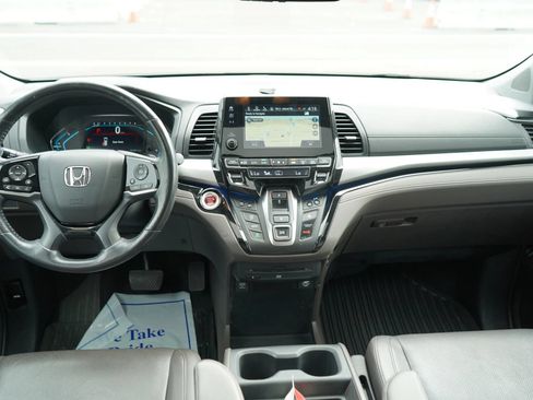 Used 2018 Honda Odyssey Elite image 18