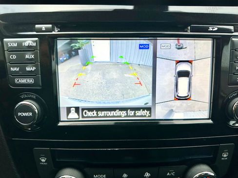 Used 2017 Nissan Rogue SL w/ SL Premium Package FWD image 27