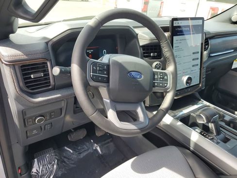 New 2025 Ford F150 Lightning Lariat image 15