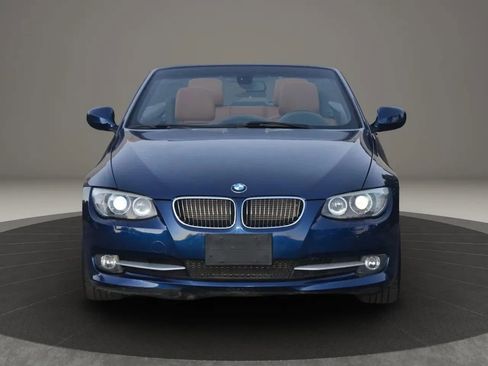 Used 2013 BMW 328i Convertible image 3