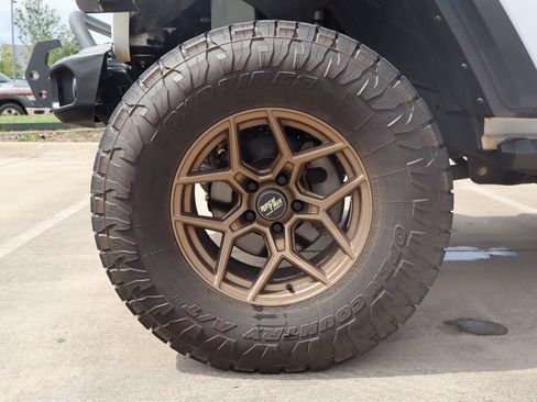 Used 2019 Jeep Wrangler Unlimited Sport S AWD/4WD image 10