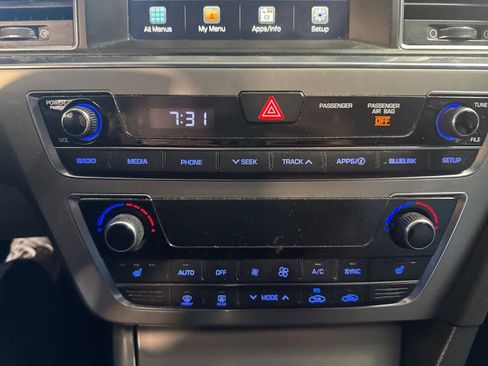 Used 2016 Hyundai Sonata Sport w/ Option Group 02 image 25