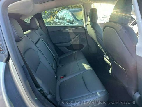 Used 2026 Tesla Model Y Long Range image 16