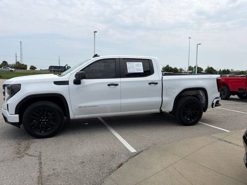 Used 2024 GMC Sierra 1500 Pro w/ Graphite Edition AWD/4WD image 6