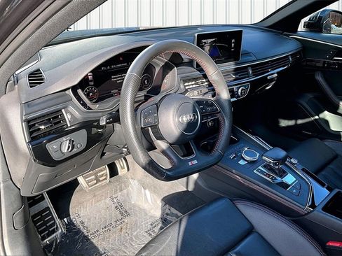 Used 2018 Audi A4 2.0T Premium Plus w/ Premium Plus Package image 17