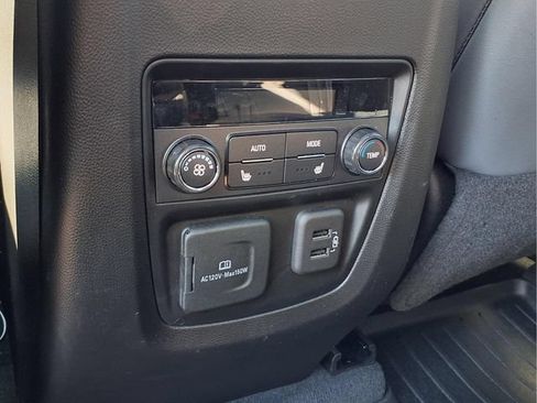 Certified 2023 Buick Enclave Premium w/ Experience Buick Package FWD image 21