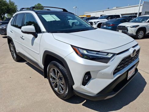 Used 2025 Toyota RAV4 Limited w/ Advanced Technology Package AWD/4WD image 8