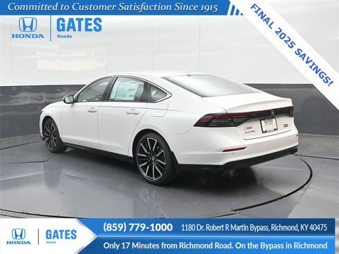 New 2025 Honda Accord Touring image 8