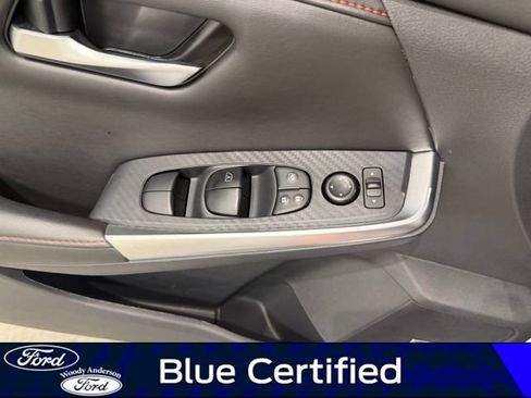 Used 2025 Nissan Sentra SR w/ SR Premium Package FWD image 23