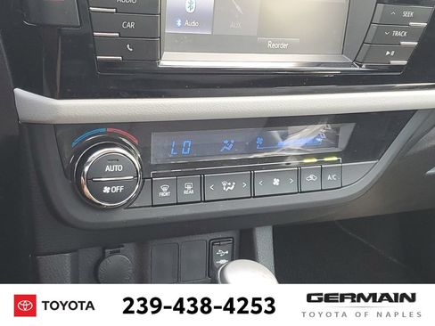 Used 2015 Toyota Corolla LE FWD image 31