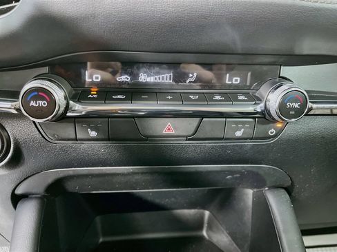 Used 2024 MAZDA MAZDA3 s FWD image 22