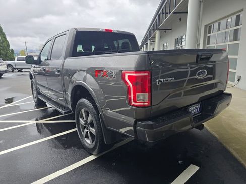 Used 2017 Ford F150 XLT w/ Equipment Group 302A Luxury image 7