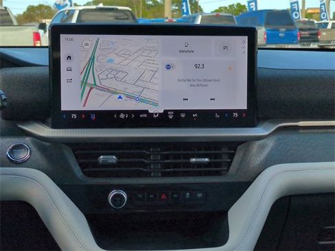 Used 2026 Ford Explorer Platinum w/ LUX Leather Package image 18