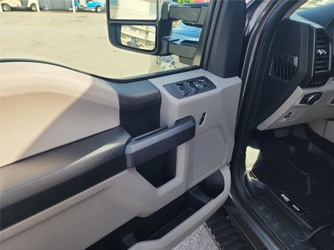 Used 2018 Ford F150 XL w/ Equipment Group 101A Mid image 10