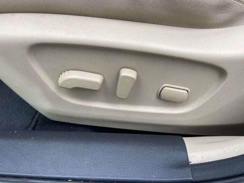 Used 2016 Nissan Rogue SL w/ SL Premium Package image 14