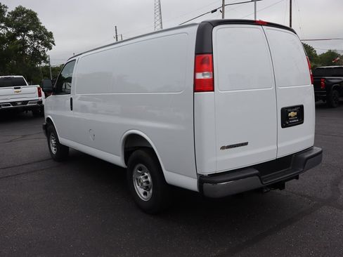 New 2025 Chevrolet Express 2500 w/ Driver Convenience Package image 22