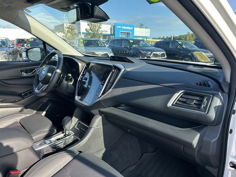 Used 2026 Subaru Ascent Limited AWD/4WD image 18