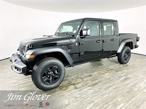 New 2025 Jeep Gladiator Sport image 4