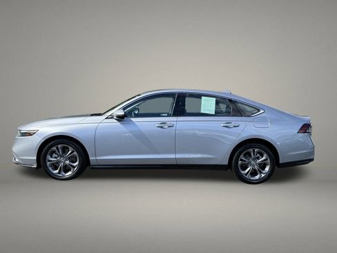 Used 2023 Honda Accord EX-L image 2