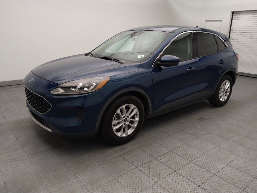 Used 2020 Ford Escape SE FWD image 2