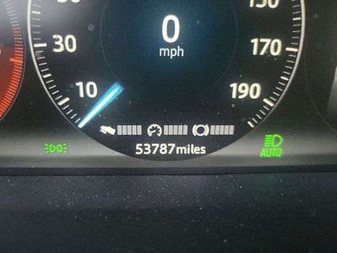 Used 2017 Jaguar XJ L Portfolio image 27