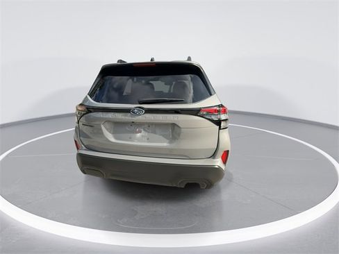 Certified 2025 Subaru Forester Premium image 7