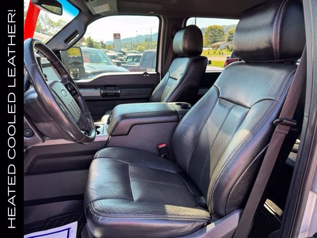Used 2016 Ford F250 Lariat w/ Lariat Interior Package AWD/4WD image 9