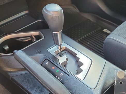 Used 2016 Toyota RAV4 XLE w/ Protection Package image 31