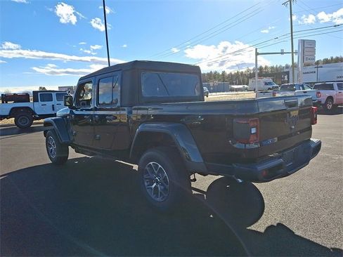 New 2026 Jeep Gladiator Sport image 8