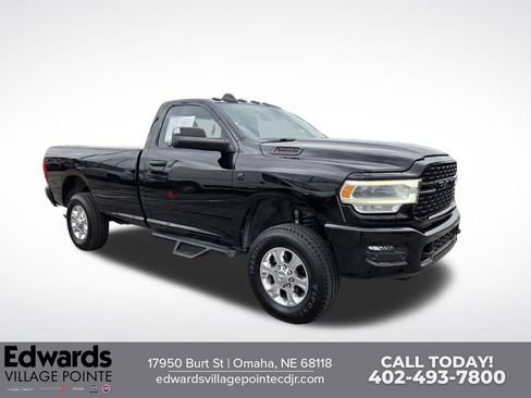 Used 2022 RAM 3500 Big Horn w/ Level C Equiment Group AWD/4WD image 1