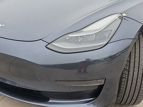 Used 2022 Tesla Model 3 Long Range image 36