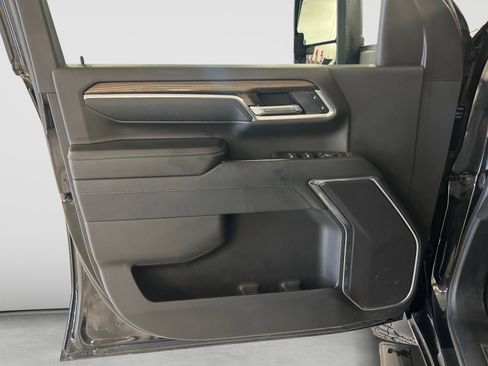 Used 2025 Chevrolet Silverado 2500 LT w/ All Star Edition AWD/4WD image 10