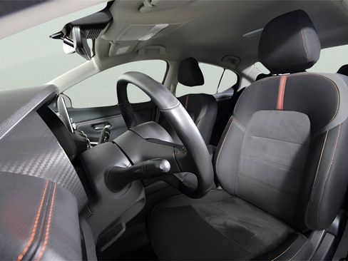 Used 2023 Nissan Sentra SR w/ Electronics Package image 26