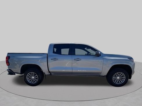 Used 2024 Chevrolet Colorado LT w/ LT Convenience Package II RWD image 11