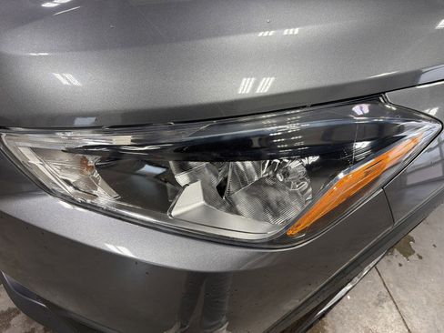 Used 2020 Nissan Kicks S image 12