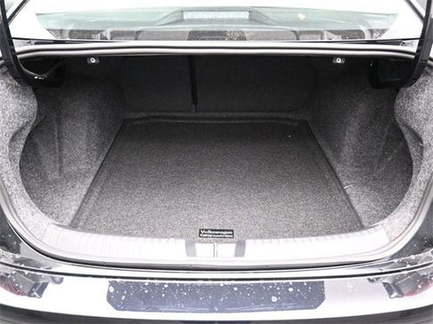 New 2026 Volkswagen Jetta SE image 12