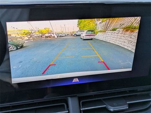 New 2026 Chevrolet Trax LT w/ Driver Confidence Package image 17