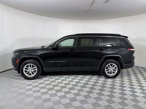 Used 2025 Jeep Grand Cherokee L Laredo AWD/4WD image 2