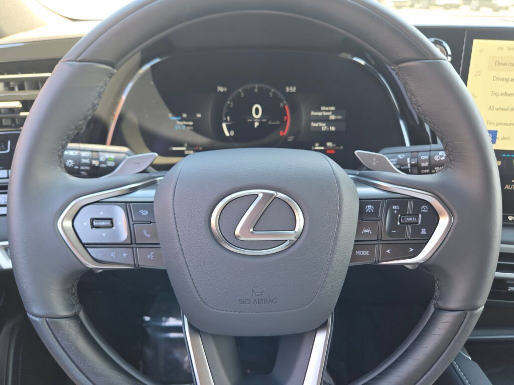 Used 2025 Lexus RX 350 AWD image 40