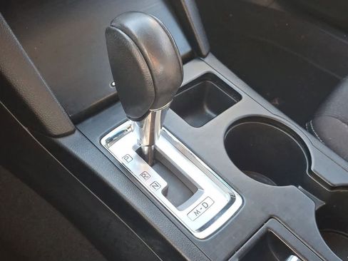 Used 2017 Subaru Legacy 2.5i Premium image 18