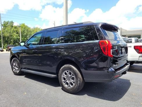 New 2025 Ford Expedition Active image 11