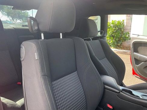 Used 2018 Dodge Challenger R/T w/ Blacktop Package image 7