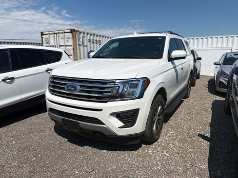 Used 2020 Ford Expedition XLT AWD/4WD image 18