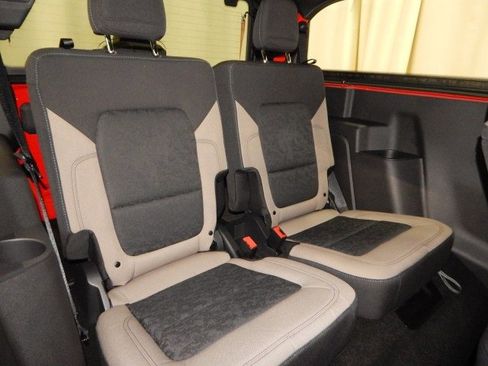 Used 2023 Ford Bronco Wildtrak image 18