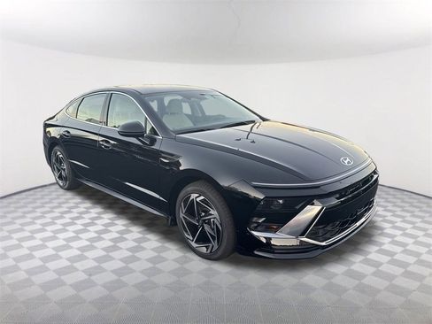 New 2026 Hyundai Sonata SEL image 3