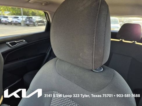 Used 2023 Kia Sportage LX AWD/4WD image 19